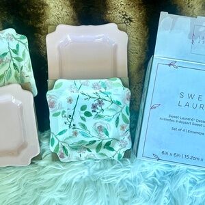 Sweet Laurel Floral Dessert Plates (set of 4)! NIB!